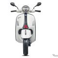 ベスパ・GTS 300 SuperSport（イノチェンテホワイト）
