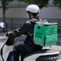 ホンダとUber Eats Japanは「二輪安全運転診断アプリ」を使った配達パートナー向けの実証実験を開始