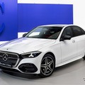 メルセデスベンツ『Cクラス』に改良新型、表情一新…EV登場に合わせて欧州で大幅改良 画像