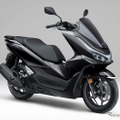 ホンダ PCX（パールマゼラニックブラック）