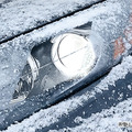 車両ヘッドライトの曲面に対し、剥がれを防止し平滑に貼れる（特許出願済み）