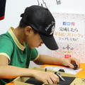 「ねじブロック（KTCコラボVer.）」でカート作りに挑戦する子どもたち
