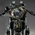 “伝説のバイク冒険家”が創り出す腕時計「スピーロ」の世界観 画像