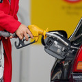 【新聞ウォッチ】秋の飛び石連休前のガソリン価格、約2カ月ぶりの高値水準 画像