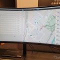 遠隔監視のもうひとつのモニタでは、サービス地域の地図上で、各車両がどこを入っているかが表示される。
