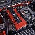 2.0L DOHC VTEC + PGM-FI エンジン