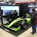 トムス開発のドライビングシミュレータ（東京オートサロン2022）