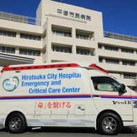 「広い、揺れない、使いやすい」新型救急車、ベルリングが平塚市民病院に納入 画像