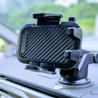 今年の暑さはヤバイ！ 車内で“スマホ熱暴走”、実践的対策教えます 画像