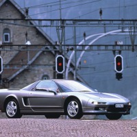 【書籍】ホンダ『NSX』誕生から量産化まで、技術者の視点でたどる 画像