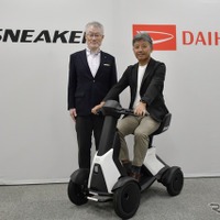 ダイハツの歩行領域モビリティ『e-SNEAKER』、年間500台目標 画像