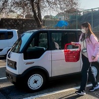 1名乗り超小型EV「mibot」、自治体業務利用の可能性を検証…KGモーターズが東広島市と連携 画像