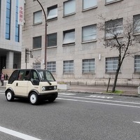 1名乗り超小型EV「mibot」…20代の総合満足度は100%、中国銀行5拠点で実証実験 画像