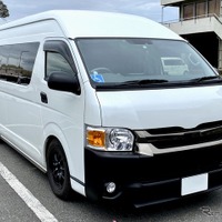 車の黒樹脂パーツが「白くなる原因」とは？　洗車後に差が出るメンテナンス方法 画像
