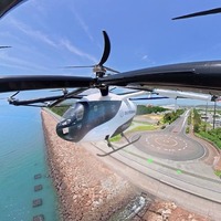 SKYDRIVE「空飛ぶクルマ」、瀬戸内海遊覧想定のデモフライト…スズキ社長も視察 画像