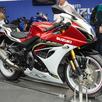スズキ始まったな…鈴鹿8耐に復活の新型スーパースポーツ「GSX-R1000R」登場　SNSでの反応は？ 画像