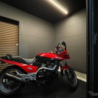 ガレージハウスを買うと、カワサキ『GPZ900R』が付いてくる!? 　ナップスが販売、第1弾は横浜上大岡・別所エリア 画像