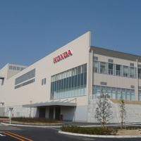 熊本地震1週間、TSMCなど半導体工場復旧、ホンダ国内3工場は8月19日まで停止［新聞ウォッチ］ 画像