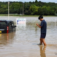 見た目が無事でも「水没車」はとても危険！　エンジン始動はNG　HV・EVはむやみに触らない 画像