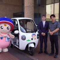 3人乗り電動トライク「VIVEL COCO」、神奈川県伊勢原市に寄贈…クルリン特別ラッピング仕様で地域活動に活用へ 画像