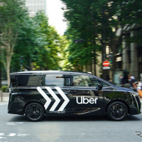 新型日産『エルグランド』がハイヤー配車サービス「Uberプレミアム」に導入、「静かでしなやかな走り」と太鼓判 画像