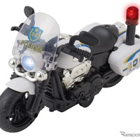 音と光のギミック付きで988円　西松屋「ミニリアルサウンドポリスバイク」発売 画像