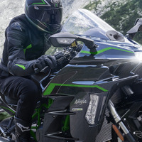 カワサキ『Ninja H2 SX SE』2027年モデル、10月1日発売　313万5000円 画像