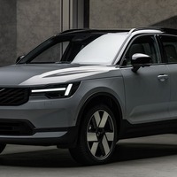 ボルボ『XC40』が表情一新、AIアシスタント「Gemini」搭載と安全技術を強化…欧州発表 画像