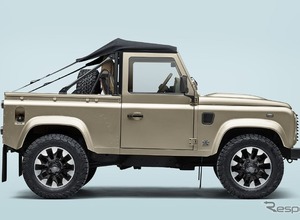 旧型『ディフェンダー』、伝説のV8ソフトトップが復活…フルレストア＆カスタムで約3700万円 画像