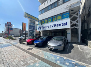 沖縄にテスラ専門レンタカー、那覇空港から5分の立地に開業…「Testra EV Rental」 画像