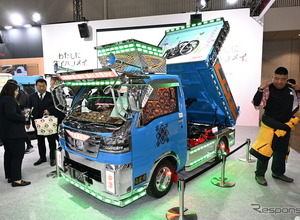ダイハツが軽トラで「本気のデコトラ」を作ってみた。公道走行は…東京オートサロン2026 画像