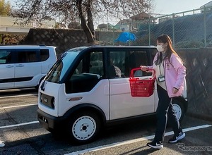 1名乗り超小型EV「mibot」、自治体業務利用の可能性を検証…KGモーターズが東広島市と連携 画像
