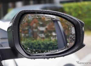 最長6か月効果持続！ 超撥水サイドミラー用フィルム、オートバックスから発売 画像