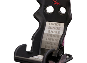 リアルさがアップ！ ブリッド「シート型スマホスタンド」新モデルを限定発売、価格は1万2100円 画像