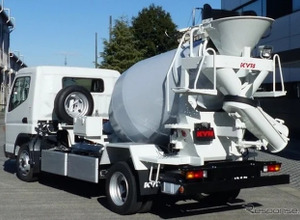 カヤバ、日本初のEVトラック対応電動駆動コンクリートミキサー車出展へ…ジャパントラックショー2026 画像