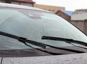 雨の日の視界は“命”に直結…今すぐやるべき「ワイパー点検」のススメ 画像