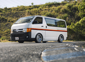 200系ハイエースを左ハンドル化！？　旧き良きアメリカを宿した唯一無二の一台…CARTUNE PickUpCars 2026 画像