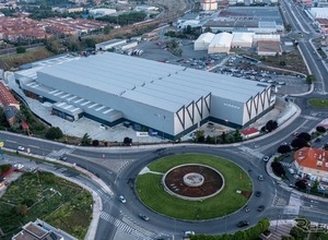 日産スペイン工場、ルノー向け生産を12月終了へ…工場存続に向け新事業を模索 画像