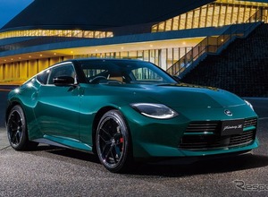 日産『フェアレディZ』改良新型、フロントにZエンブレム復活・新色「雲龍グリーン」採用…573万7600円から 画像