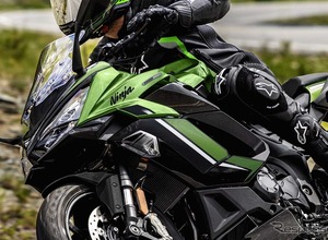 カワサキ『Ninja 1100SX』2027年モデル2車種を発売へ、カラー変更で刷新　178万2000円から 画像