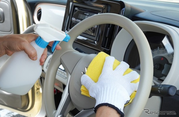 放置した夏の汚れがニオイに変わる前に！ プロ目線で学ぶ車内清掃の正解～Weeklyメンテナンス～