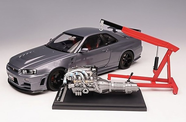 日産『スカイラインGT-R』（BNR34）の1/18スケールミニカー
