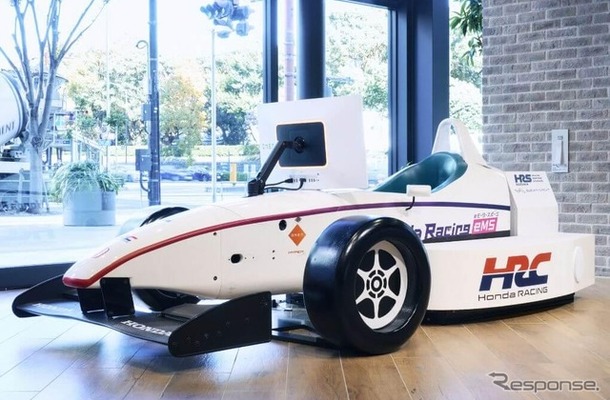 1000万円のレーシングシミュレーター「Honda eMS SIM-01」