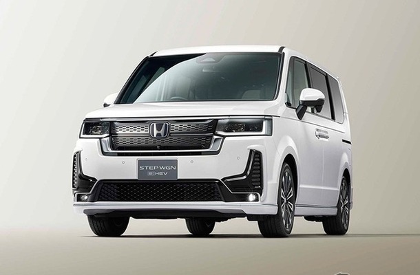 STEP WGN e:HEV SPADA 30周年特別仕様車　純正アクセサリー装着車