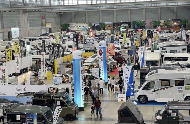 九州キャンピングカーショー（前回2025年の会場風景）