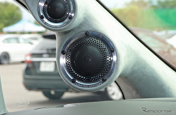 「フロント3ウェイ」が採用されたオーディオカーの一例（製作ショップ：サウンドウェーブ＜茨城県＞）。