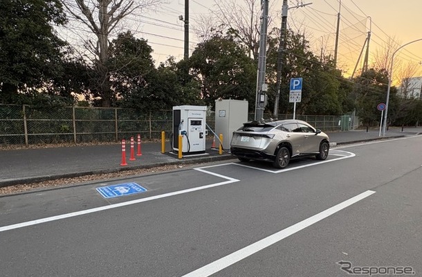 栄区本郷台公園前公道EV充電ステーション