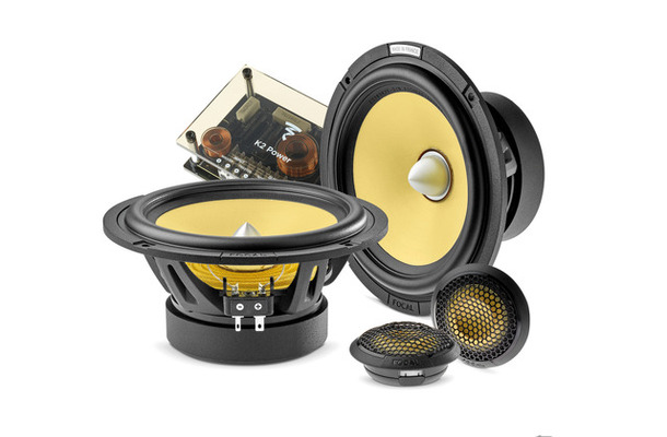 「パッシブクロスオーバーネットワーク」が付属された「2ウェイスピーカー」の一例（フォーカル・ES 165 K2E）。