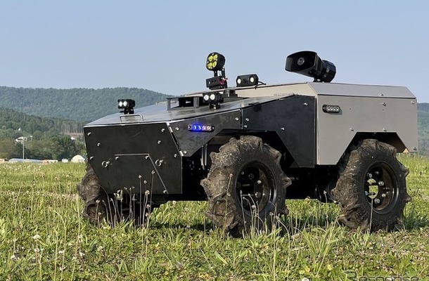 遠隔操縦・悪路走破性能を応用した無人陸上車両「機動警備ドローン MSD-F22」