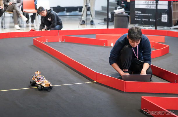 第二回「自動運転ミニカーバトル」決勝レース